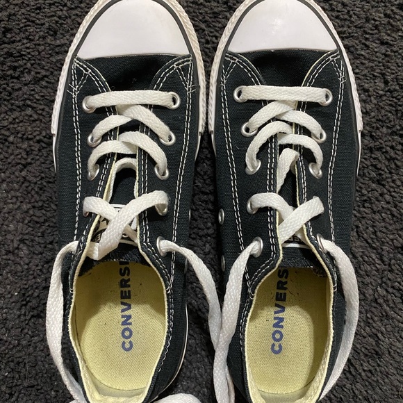 Kids black Converse size 2 - Picture 3 of 6